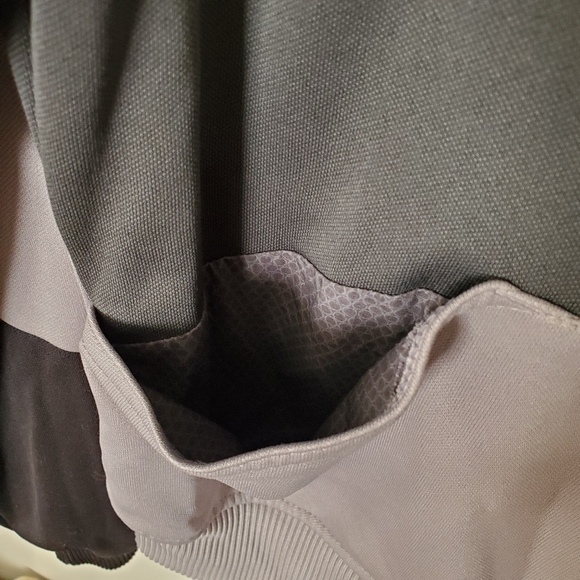 Women's Adidas track jacket - Picture 5 of 6